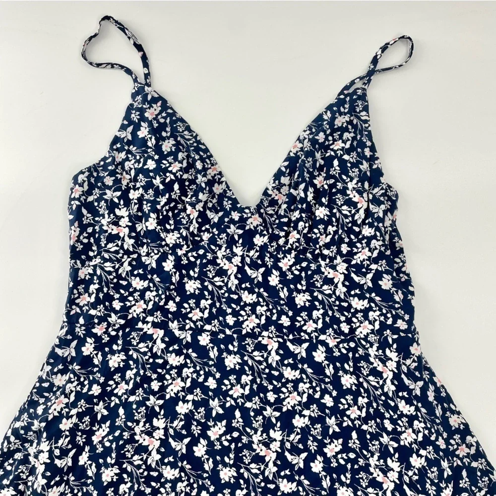 RUMOR Floral Ditzy Daisy Navy Blue spaghetti strap lined mini‎ dress - Picture 2 of 9